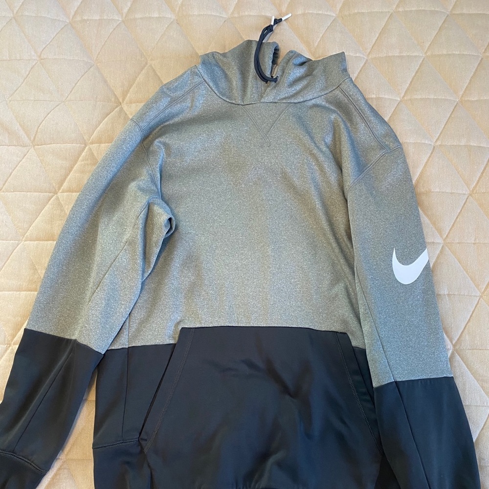 Nike Sweatshirt
